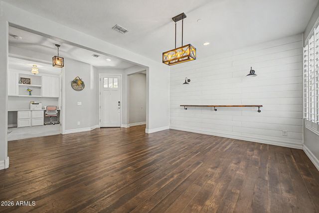 2349 N BEVERLY Place, Buckeye, AZ 85396
