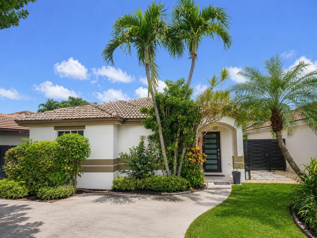 13923 SW 151st Avenue, Miami, FL 33196