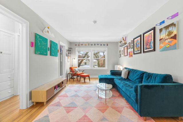 3603 Aldrich Avenue S 200, Minneapolis, MN 55409