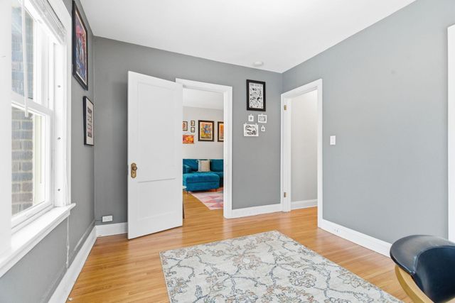 3603 Aldrich Avenue S 200, Minneapolis, MN 55409