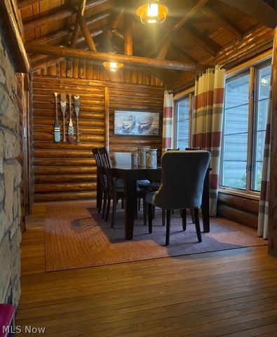 1104 Lake Road, Conneaut, OH 44030
