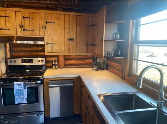 1104 Lake Road, Conneaut, OH 44030