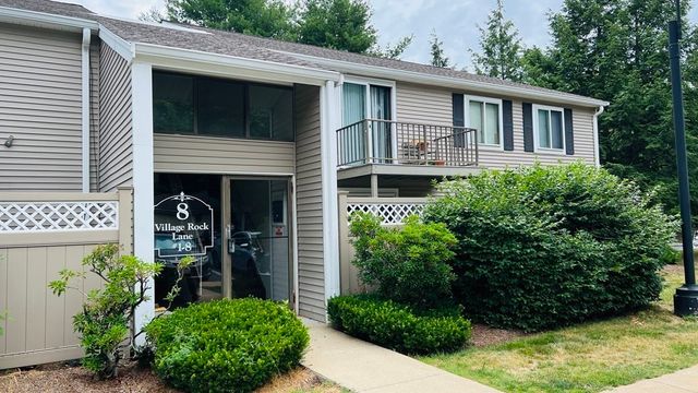 8 Village Rock Ln 3, Natick, MA 01760