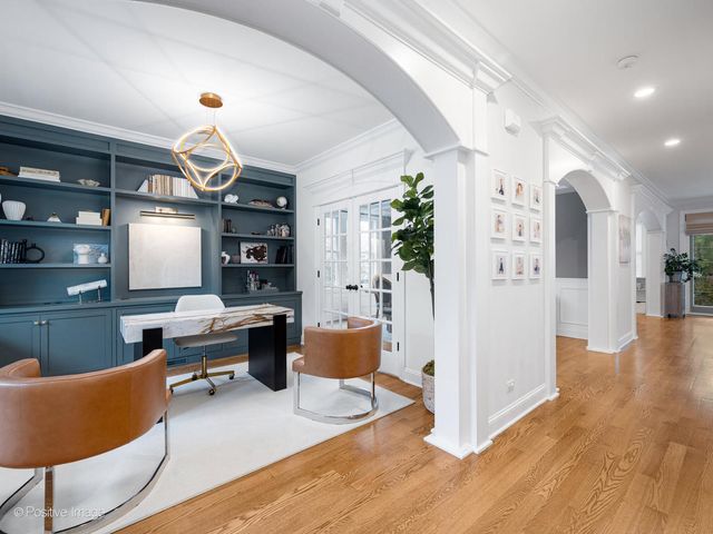 21 S Bruner Street, Hinsdale, IL 60521