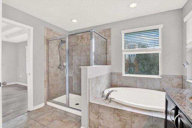 10560 LAKE SEMINOLE TERRACE, Seminole, FL 33772