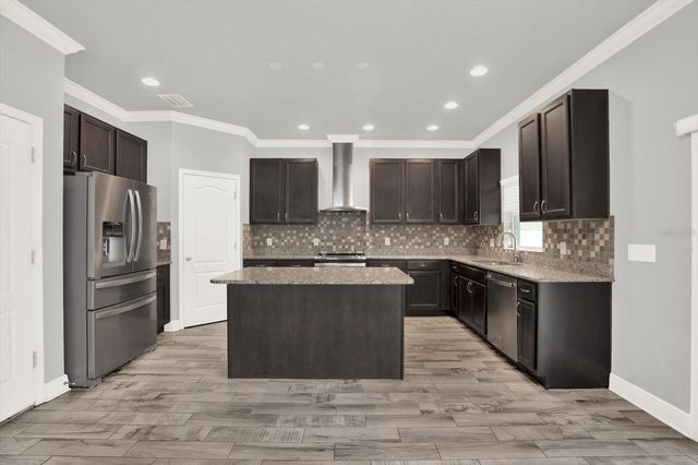 10560 LAKE SEMINOLE TERRACE, Seminole, FL 33772