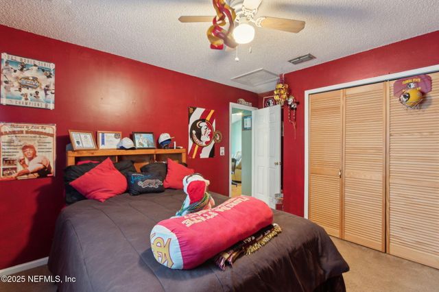 1812 SHERATON LAKES Circle, Middleburg, FL 32068