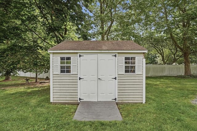 50 Conant St, Bridgewater, MA 02324