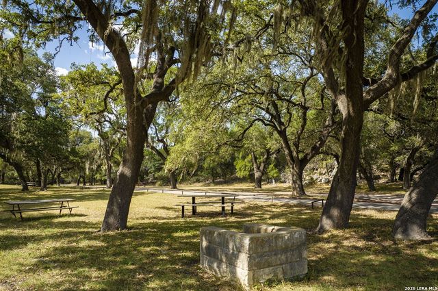 1878 WINDING CREEK TRL, Spring Branch, TX 78070
