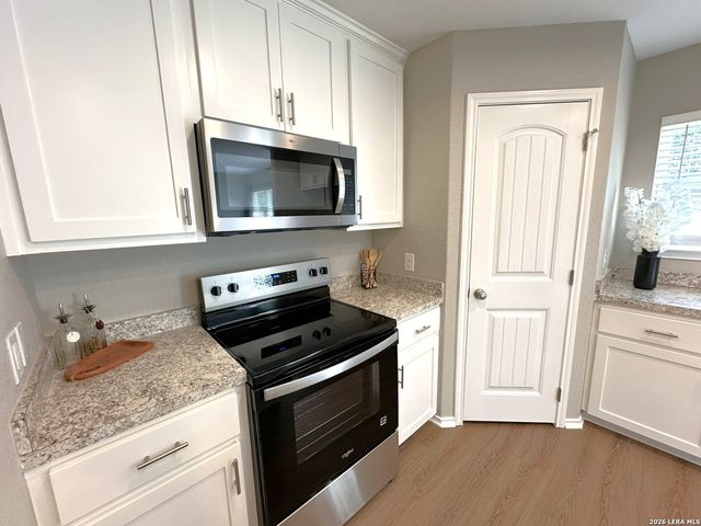 1878 WINDING CREEK TRL, Spring Branch, TX 78070