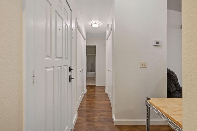 1233 S Kent Street, Visalia, CA 93277