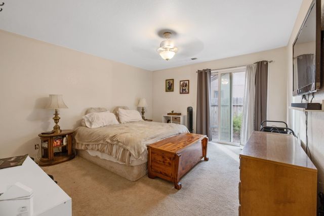 1233 S Kent Street, Visalia, CA 93277