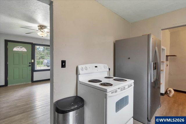 2230 Jelden St St NE, Salem, OR 97301