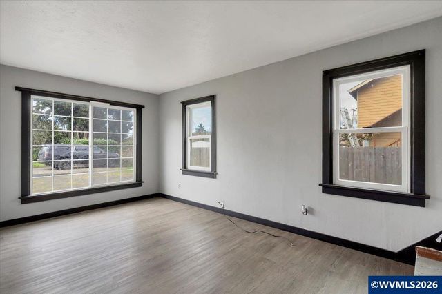 2230 Jelden St St NE, Salem, OR 97301