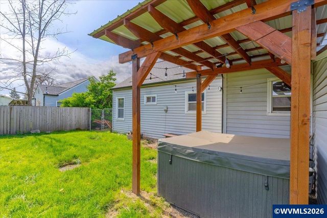 2230 Jelden St St NE, Salem, OR 97301