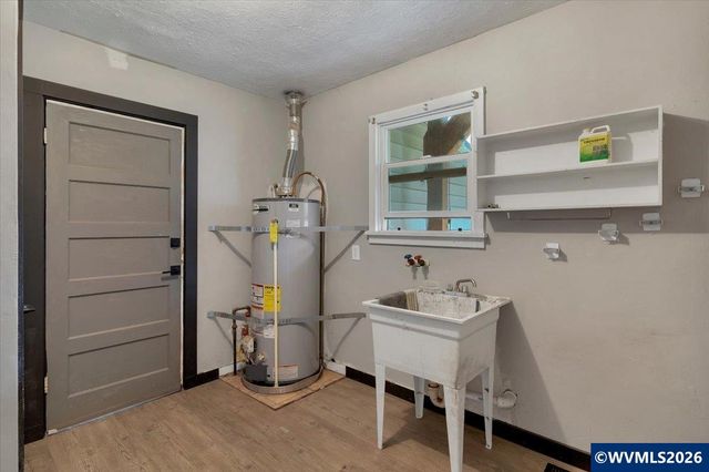 2230 Jelden St St NE, Salem, OR 97301