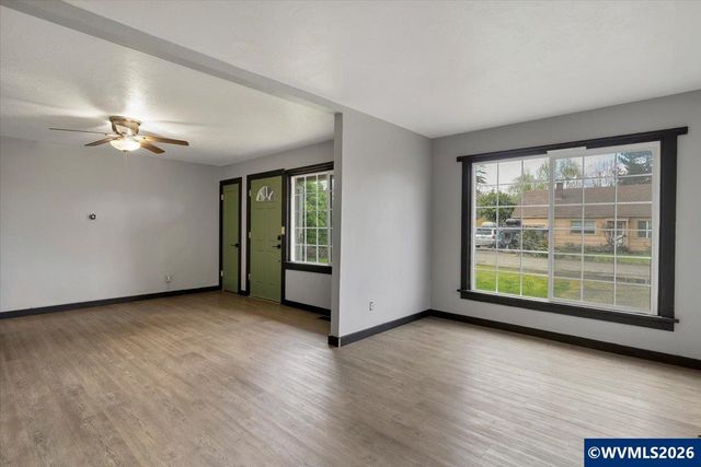 2230 Jelden St St NE, Salem, OR 97301