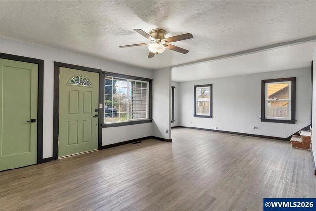 2230 Jelden St St NE, Salem, OR 97301