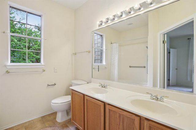 12401 Los Indios TRL 5, Austin, TX 78729