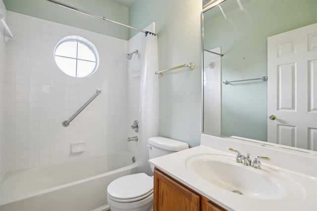 12401 Los Indios TRL 5, Austin, TX 78729