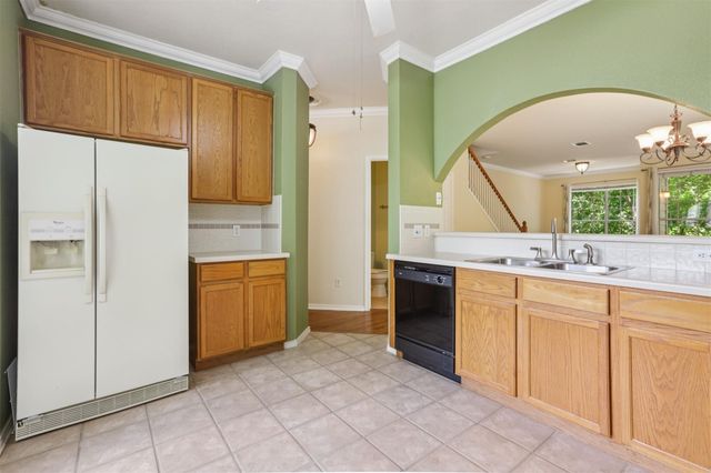 12401 Los Indios TRL 5, Austin, TX 78729