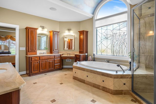 336 Inverness Trl Trail, Richmond, KY 40475