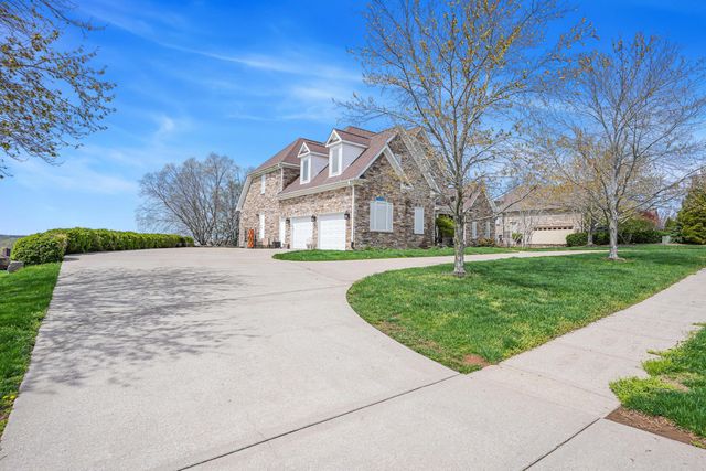 336 Inverness Trl Trail, Richmond, KY 40475