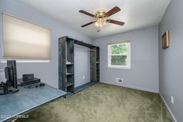 701 Beach Avenue, Beachwood, NJ 08722