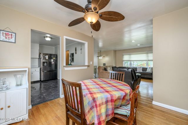 701 Beach Avenue, Beachwood, NJ 08722