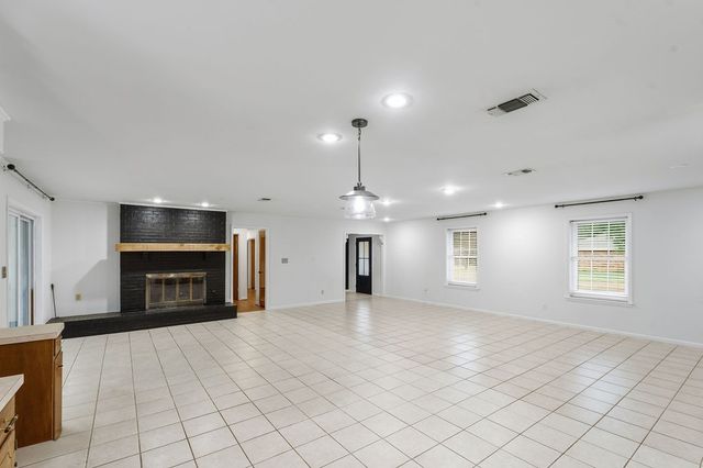 704 Marion Drive, Winnsboro, TX 75494
