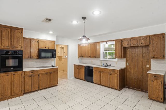 704 Marion Drive, Winnsboro, TX 75494