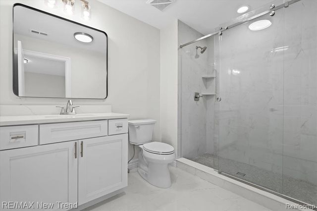 32534 Sanctuary Court, Farmington Hills, MI 48336