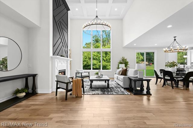 32534 Sanctuary Court, Farmington Hills, MI 48336