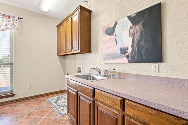4350 Village Bend Road, Mineral Wells, TX 76067