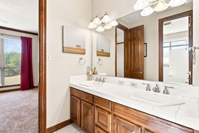 4350 Village Bend Road, Mineral Wells, TX 76067
