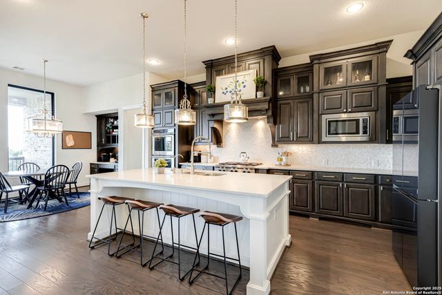 8027 Vanity Hill, San Antonio, TX 78256