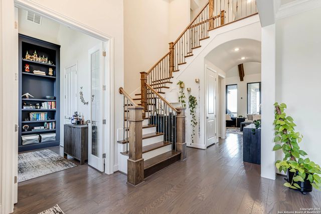 8027 Vanity Hill, San Antonio, TX 78256