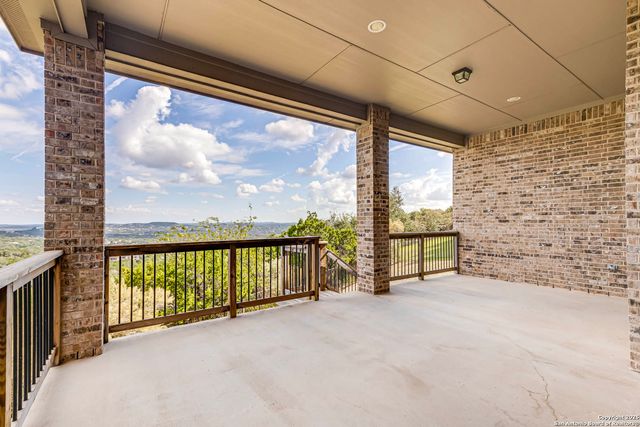 8027 Vanity Hill, San Antonio, TX 78256
