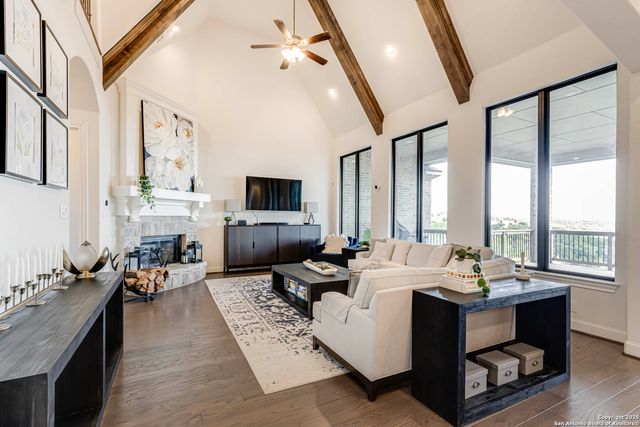 8027 Vanity Hill, San Antonio, TX 78256