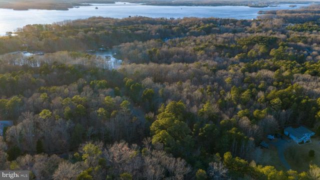 2318 WATERSIDE DR, Bumpass, VA 23024