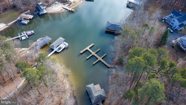 2318 WATERSIDE DR, Bumpass, VA 23024