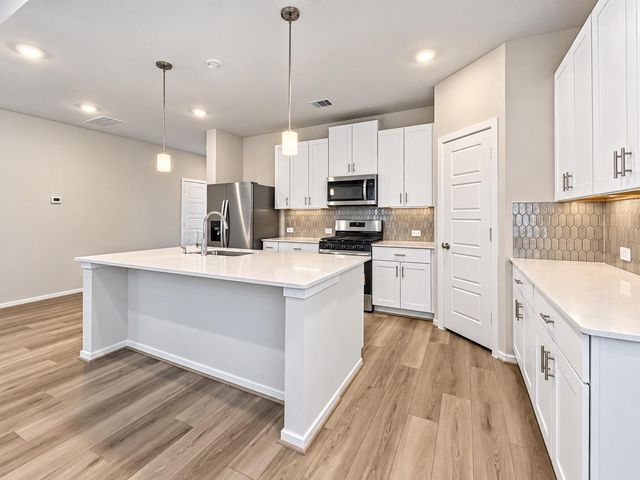 17795 Mill Manor Drive, Conroe, TX 77316