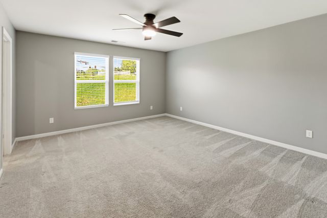 3342 Steadman St, Columbia, TN 38401