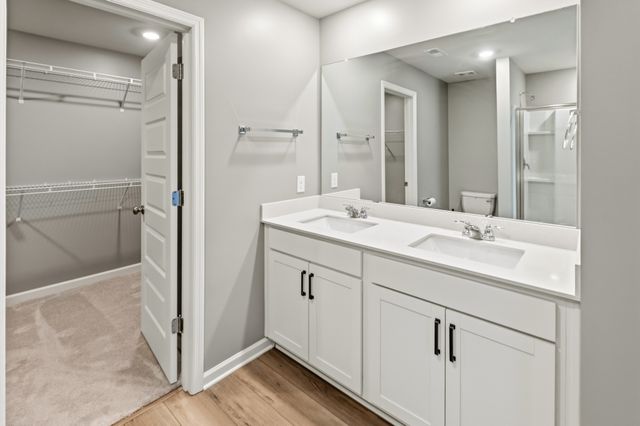 3342 Steadman St, Columbia, TN 38401