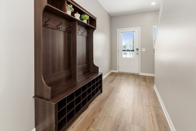 3342 Steadman St, Columbia, TN 38401