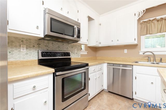 8504 Claypool Rd, North Chesterfield, VA 23236