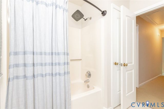 8504 Claypool Rd, North Chesterfield, VA 23236
