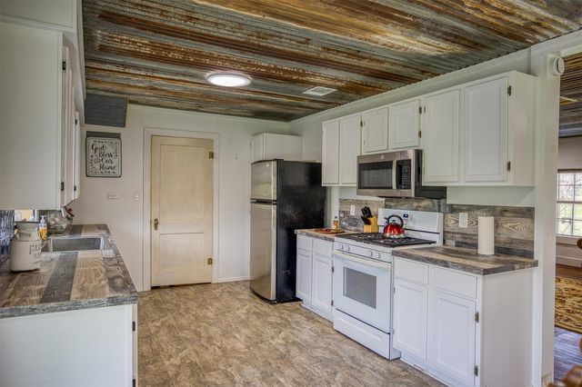 11361 Highway 21 East Highway E, Crockett, TX 75835