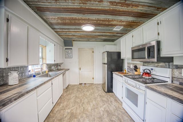 11361 Highway 21 East Highway E, Crockett, TX 75835