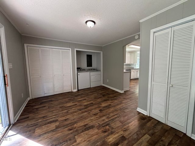 20 W Edgerton Street, Smithfield, NC 27577